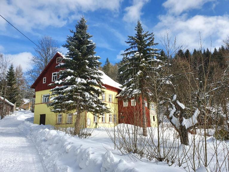 Chalupa Žlutý mlýn - B&B Černá Říčka