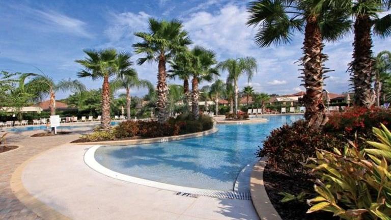 6 Bed Luxury Home With Pool Near Disney! - Chambres d'hôtes Kissimmee