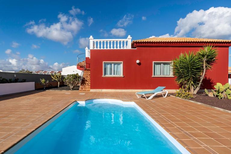 Villa La Perla - Cliffside Retreat - Bed and Breakfast Antigua