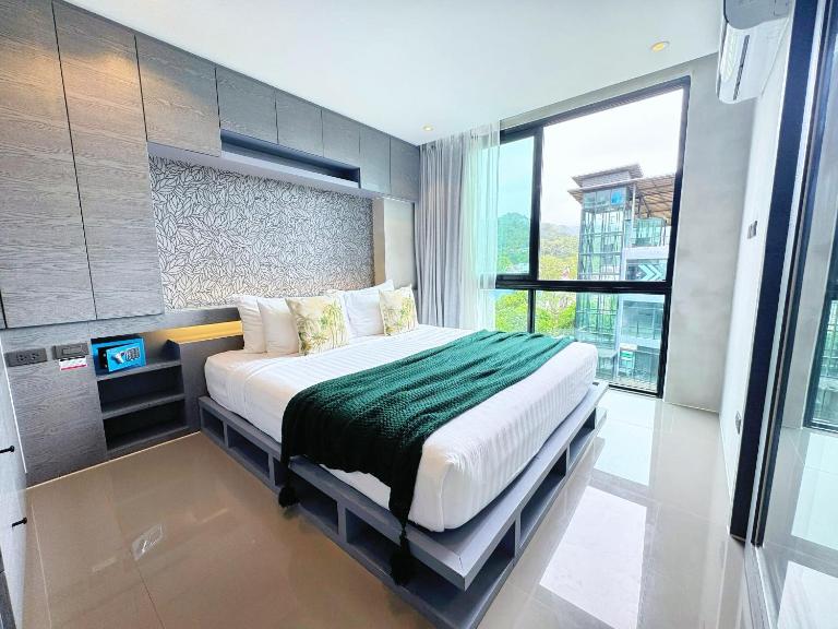 Modern Urban Living Kamala - Bed and Breakfast Ban Kamala