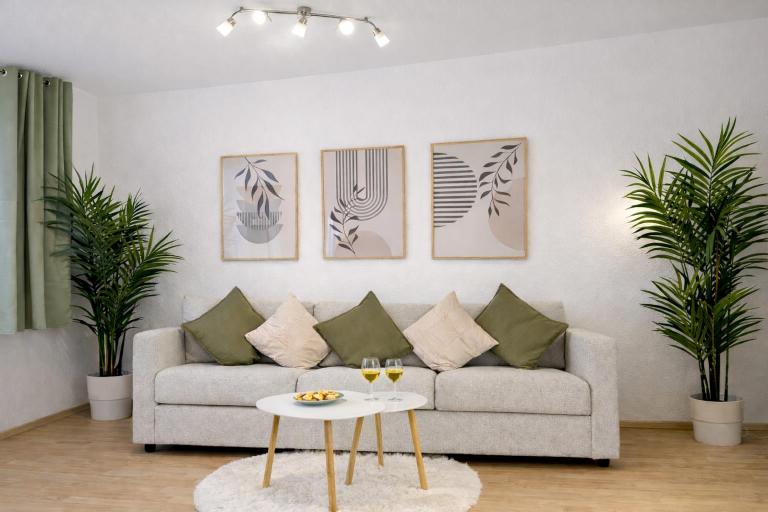 Gemütliche 2-Zimmer Wohnung mit Balkon - Ferienwohnung Halle (Saale)