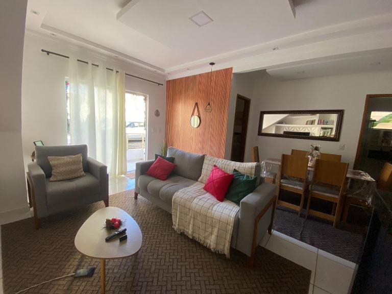 APARTAMENTO COM SUITE EM CONDOMÍNIO FECHADO com estacionamento próprio - B&B Porto Seguro