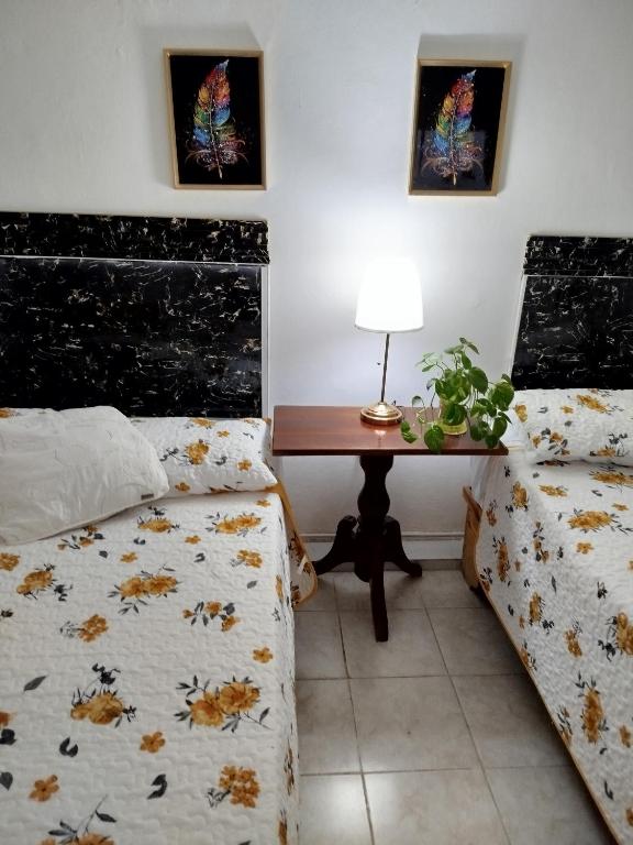 Hotel El Almendro - B&B Pedernales