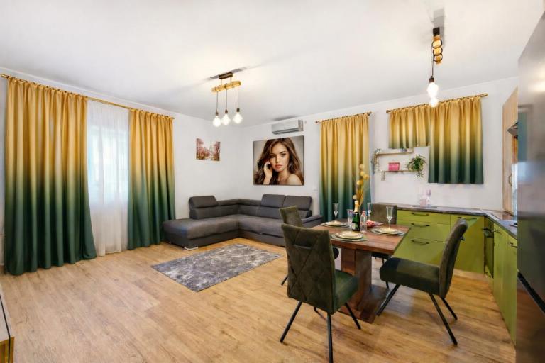 Apartament Luna - Ferienwohnung Giroc