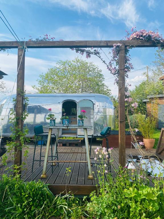 Marilyn - Vintage Airstream - B&B Hereford