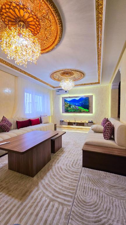 Luxury at Marina & Mall Ibnou Batouta - B&B Tangier