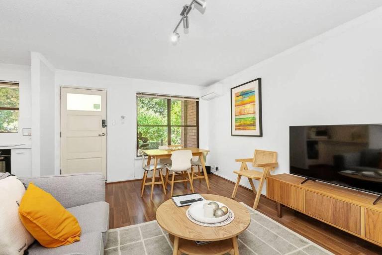 22 Heavenly Highgate 2 Bedrm & Parking-Walk to HBF - Ferienwohnung Perth