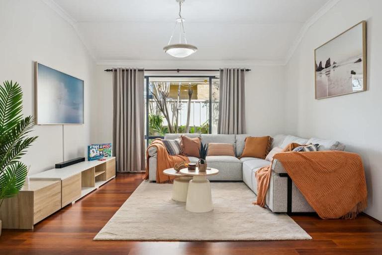 Beachside Stay, Cafes Nearby, 300Mbps WiFi - B&B Perth