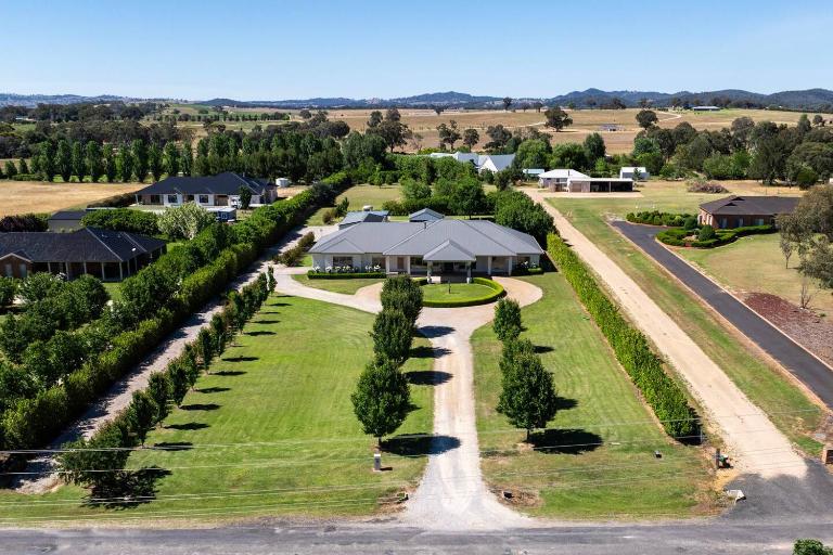 Putta Bucca Manor - Poised Poolside Country Living - Ferienwohnung Mudgee