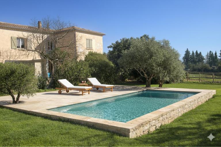 Mas Belvega - Bed and Breakfast La Baume-de-Transit