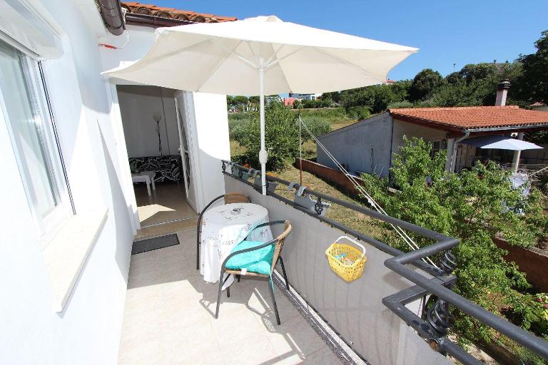 Traumhaftes Apartment nur 400 Meter zum Strand - Haustiere sind willkommen - B&B Rovinj