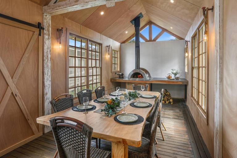 Galbraith Beach Studio 1 - steps away from beach - B&B Marong