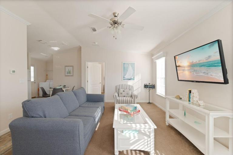 Pool, Pickleball, Gym, Playground Near Disney - Bed and Breakfast Kissimmee