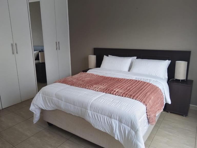 Greenstone Guesthouse - Bed and Breakfast Muldersdrift