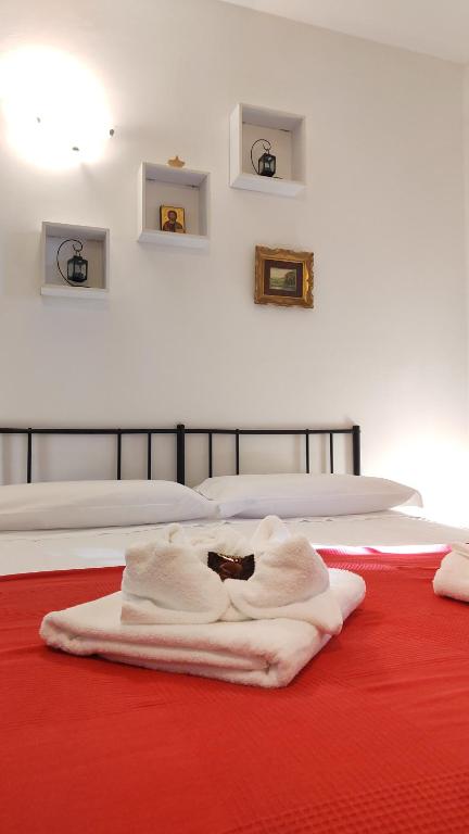 MyAssisiSuite - All'Ombra di Santa Chiara - Dimora Storica del '400, Assisi Centro, 140 sqm, 3 Bedrooms, 4 Real Beds, Jacuzzi, Live Check-in - Mówimy po polsku - B&B Assisi