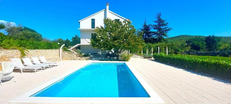 Villa Bacio with heated pool, starlink internet - Ferienwohnung Brštanovo