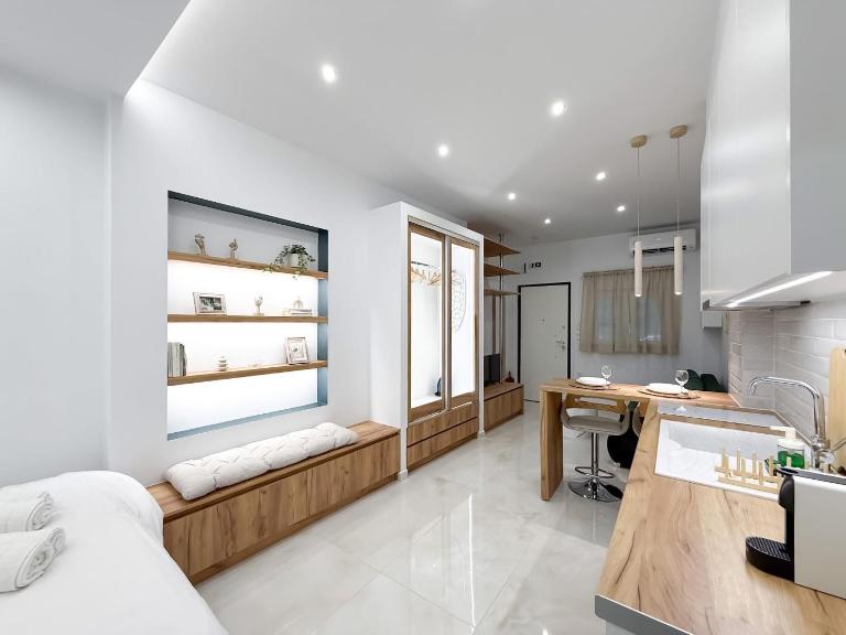 Avra Hospitality, cozy studio, center Thessaloniki - Bed and Breakfast Thessaloniki