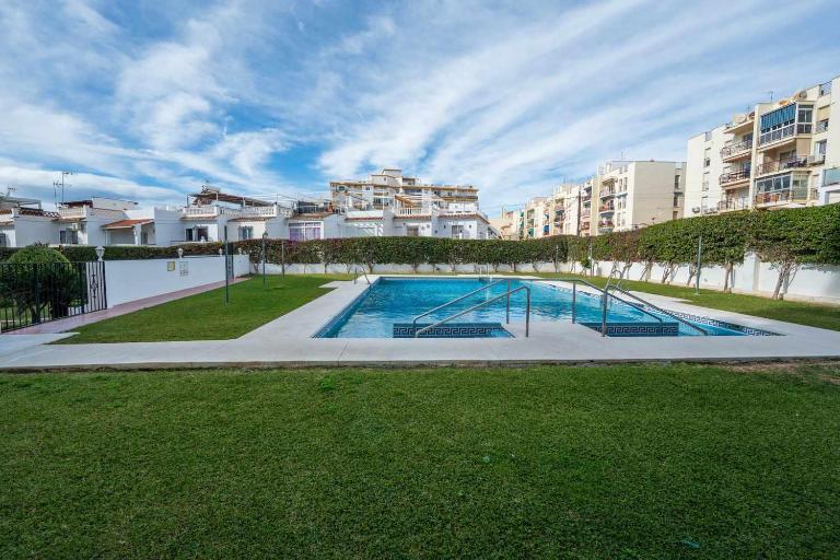 Gaviota Central Living Casasol - B&B Nerja