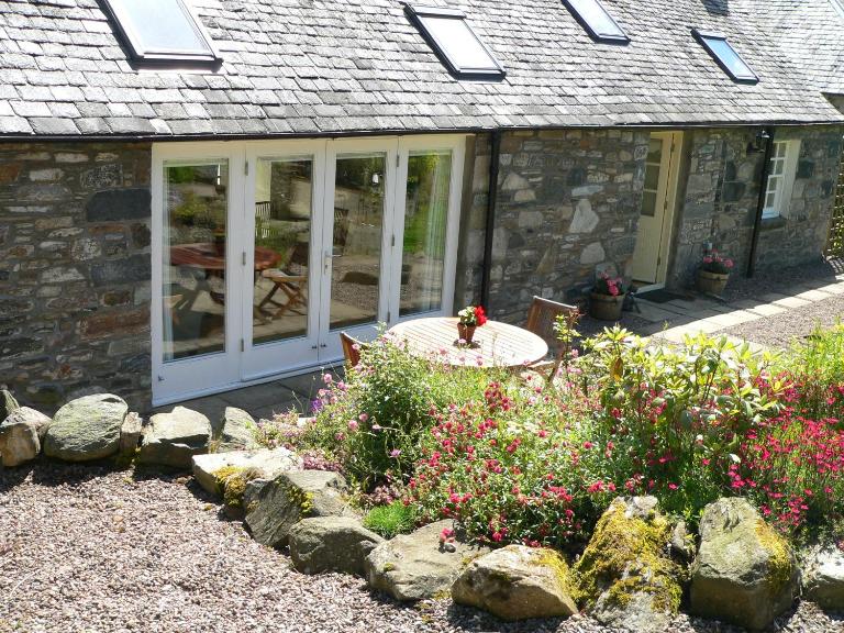 Burn Cottage - A Secluded Highland Retreat For Two - B&B Fortingall
