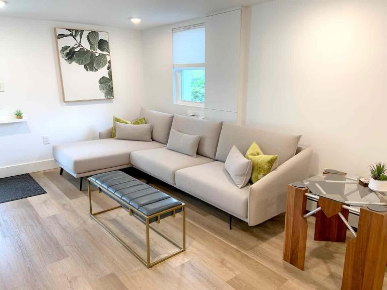 Fresh Modern Garden Level Kittery Studio - B&B Kittery