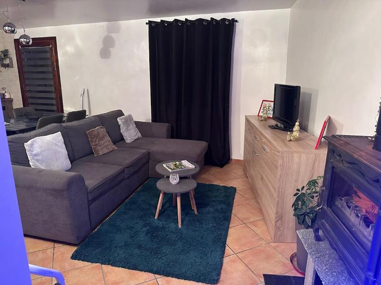 Apartment in a small house in Bourg Saint Maurice - B&B Bourg-Saint-Maurice