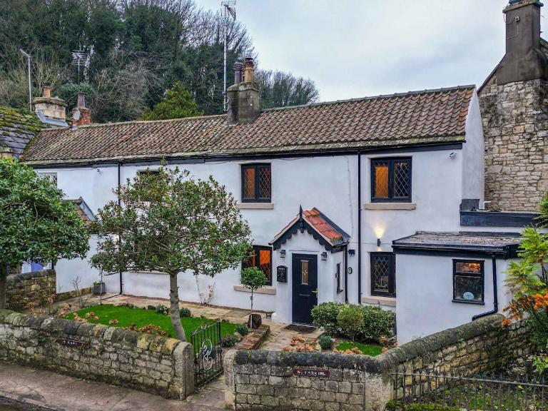 Luxury Doncaster Cottage - Free Parking - B&B Sprotbrough