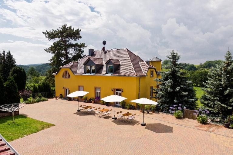 Pension Kroppental - B&B Naumburg