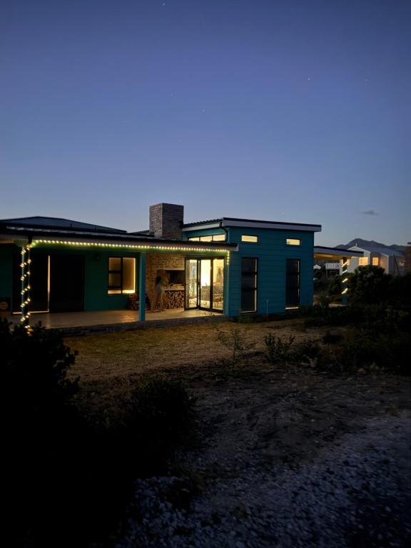 Mountain View 2-Bedroom Home Near the Beach in Pringle Bay - B&B Pringle Bay
