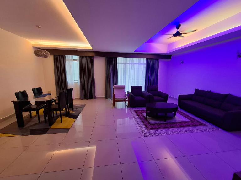 Infinity homestsy, Anjung seri sri alam - B&B Kampung Jawa