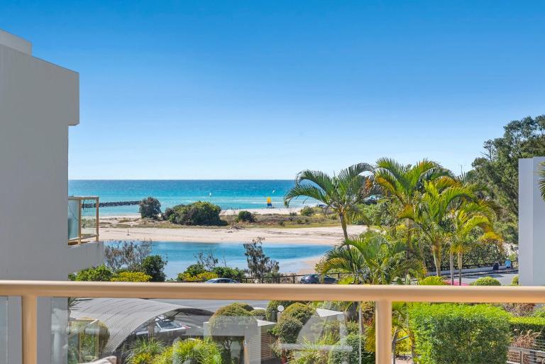 Beachfront holiday bliss in Currumbin - Ferienwohnung Gold Coast