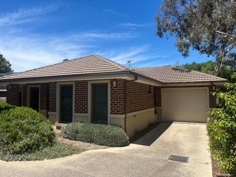 Your Leafy Ivanhoe Retreat - B&B Melbourne