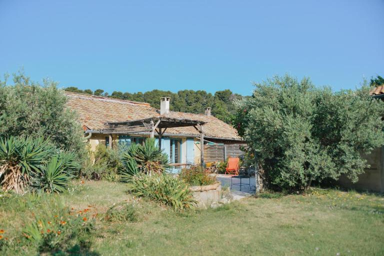 Chez Paula, spacieux gîte provençal au cœur d'un vignoble bio - B&B Vacqueyras