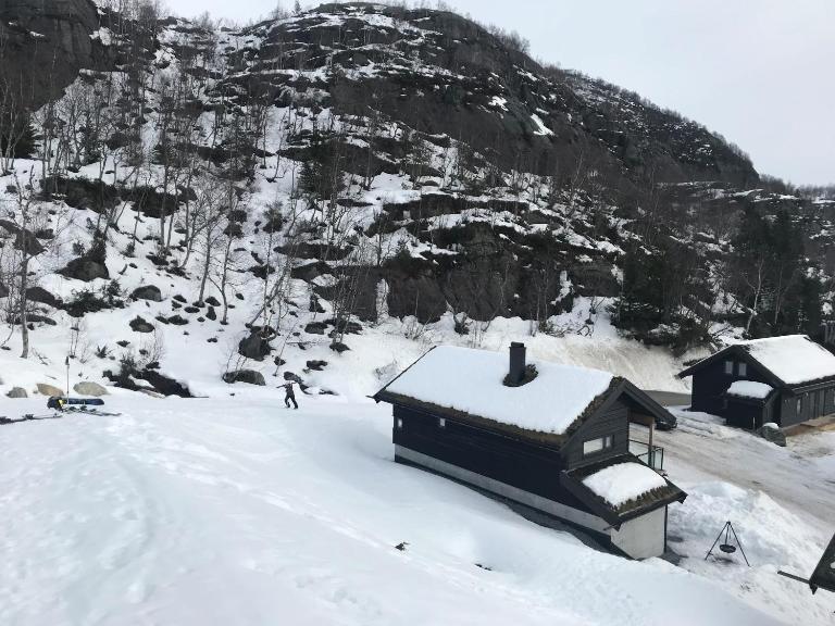 Private Cottage in Sirdal close to Sirdal Fjellpark - B&B Sinnes