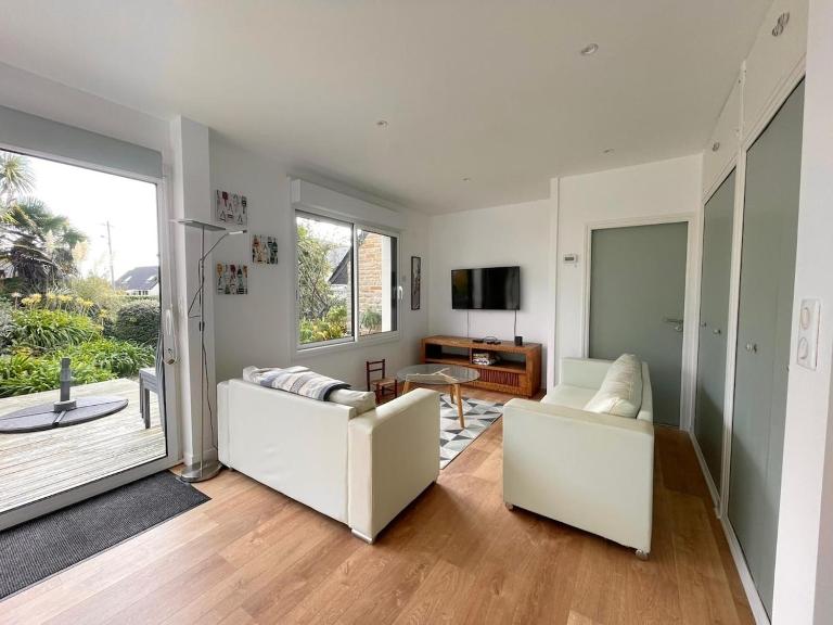 Maison rénovée avec charme, proche des plages - B&B Santec