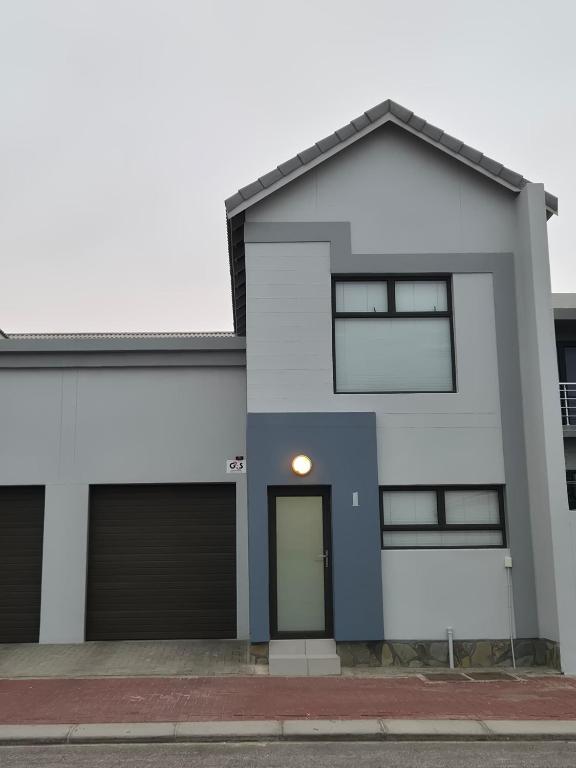 Dolphin Leap Unit - Ferienwohnung Swakopmund