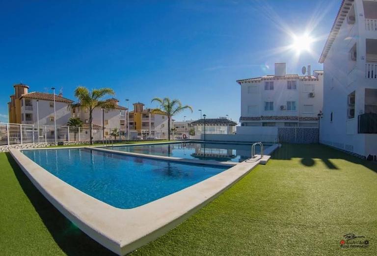 Apartamento La Marina - B&B Oasis (La Marina)