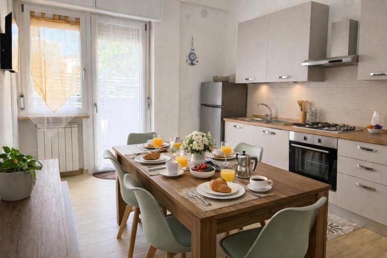 La Da Ma Shila - Casa a 250m dal Mare - Pet Friendly - Corte Privata - B&B Francavilla al Mare