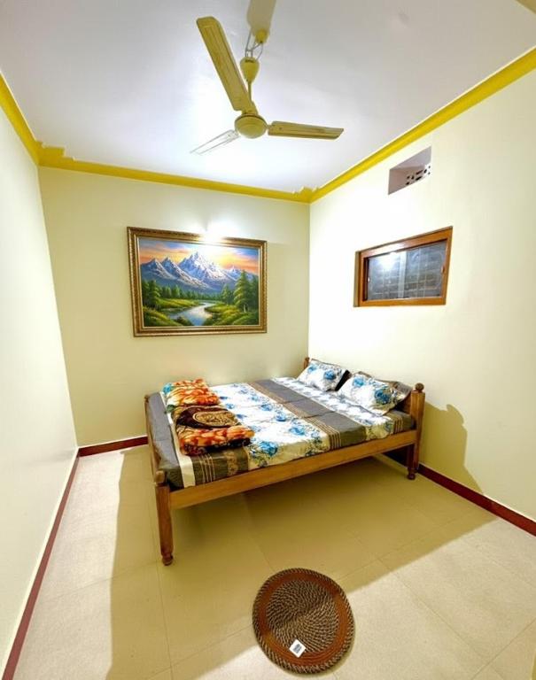 Koraput Crown Homestay - B&B Semiliguda