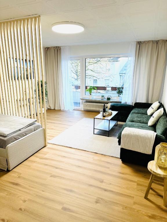 MOLA Apartments-Ruhrnahes Apartment mit Balkon & Parkplatz im Herzen von Schwerte-4P - B&B Schwerte