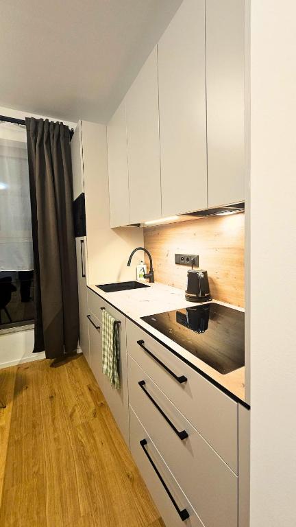 TeddBear Apt - Stylish Studio with a Cozy Soul - B&B Brno