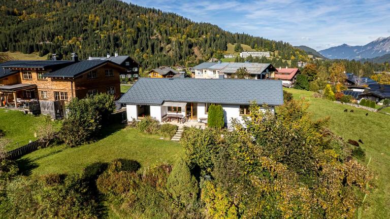 Ferienhaus Mazot Ferienwohnungen Kleinwalsertal - B&B Riezlern