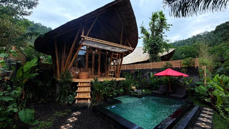 Wana Bamboo House by ecobreeze - Chambres d'hôtes Sidemen