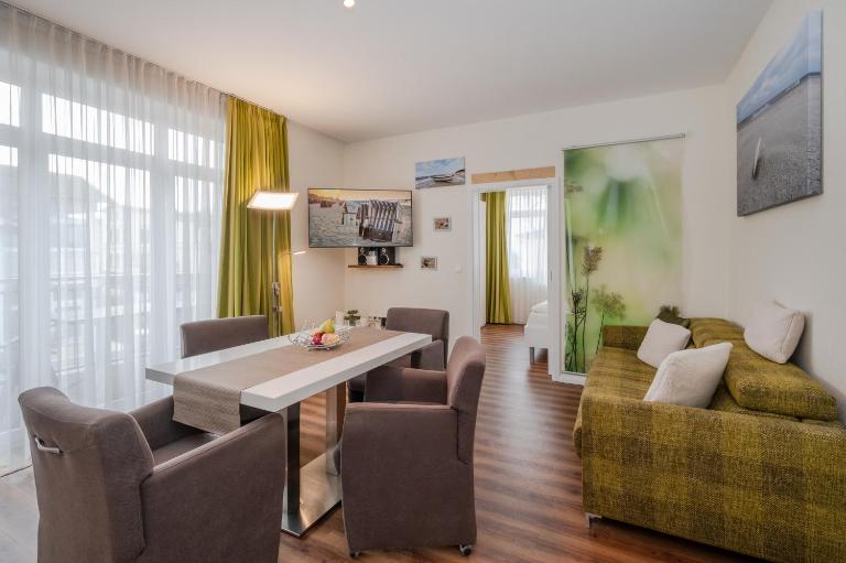 Villa Marin, Wohnung 10 - Ferienwohnung Ostseebad Zinnowitz