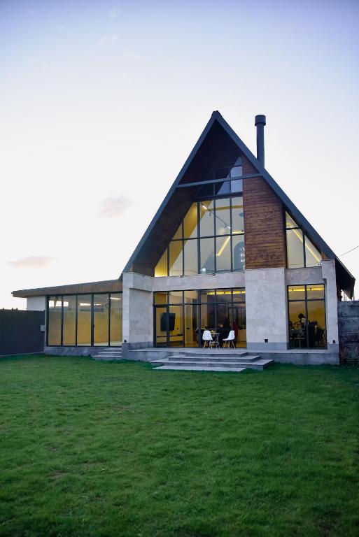 Arinest Villa with heated pool, 20 min from Yerevan - B&B Abovyan