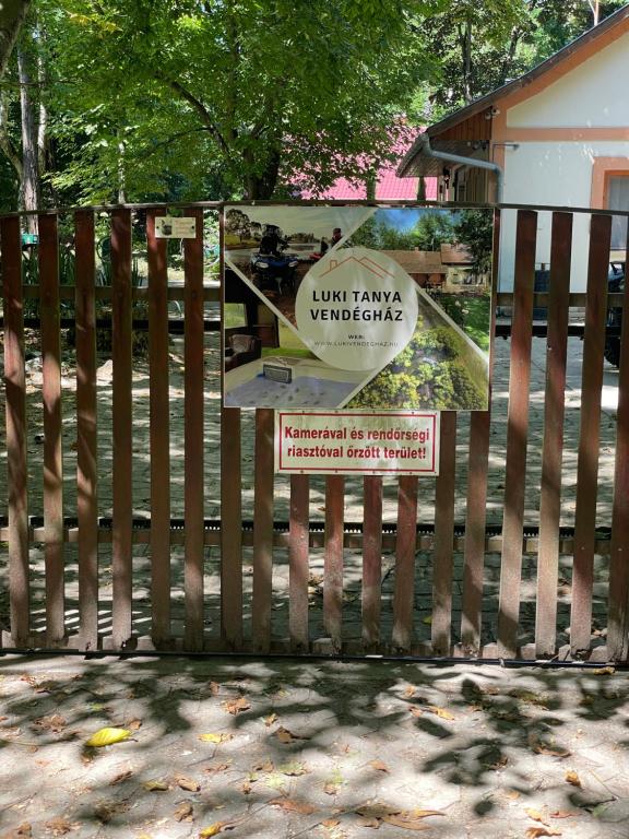 Luki Tanya vendégház - B&B Bócsa