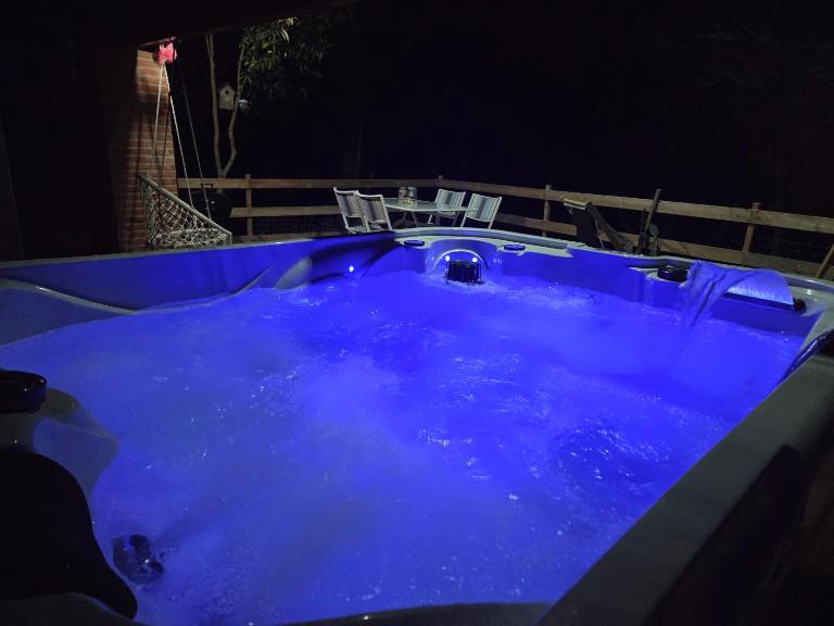 LOU PITCHOUN - Jacuzzi SPA Privé - - B&B Gaillac