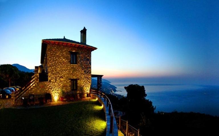 Prasino - Galazio - B&B Mouresi