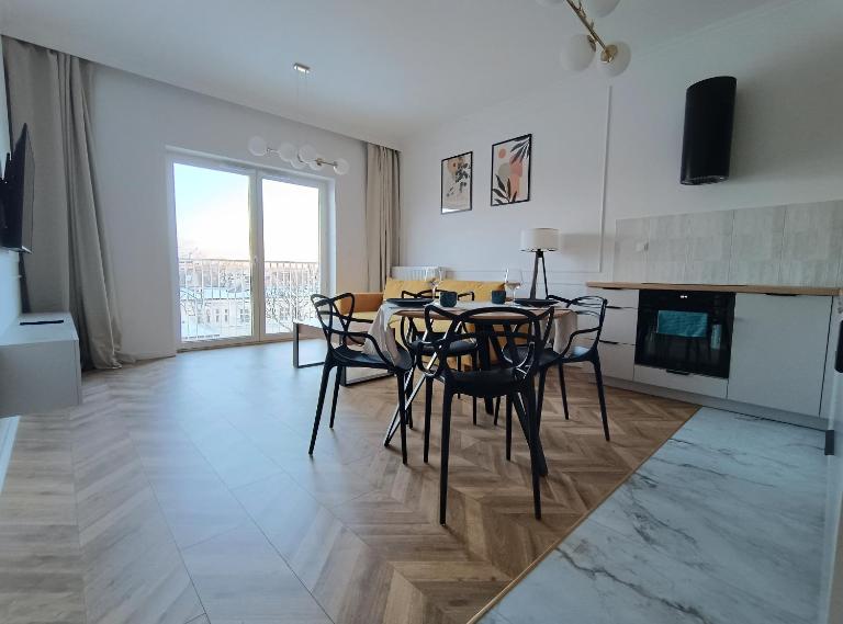 Nowy Apartament 45m2 Katedralna Śródmieście Parking podziemny FREE - B&B Częstochowa