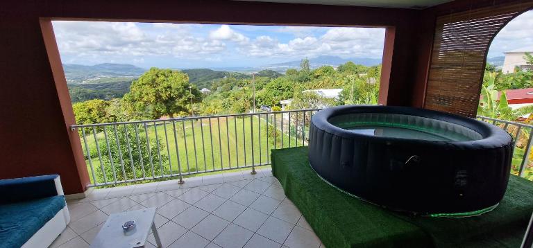 HARMONY Appart Type Penthouse avec vue imprenable - B&B Bois la Charles