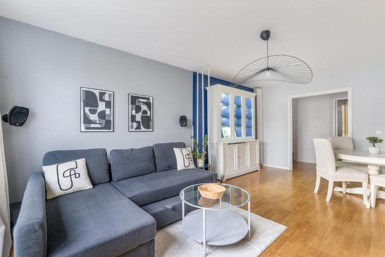 Cozy, Private Parking and Office with Screen 74 m2 - Ferienwohnung Asnières-sur-Seine
